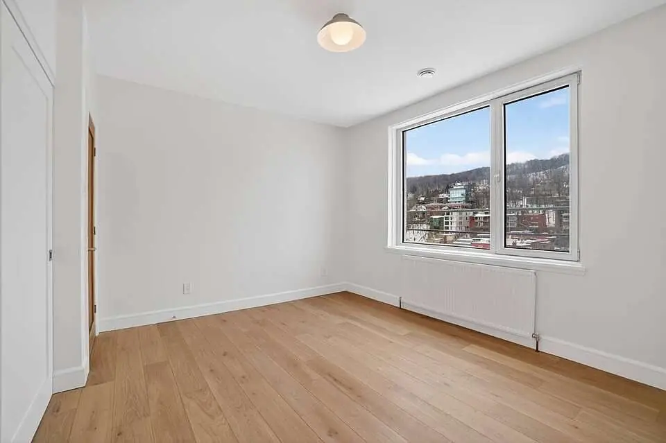 Chambre avec vue sur le mont Royal
