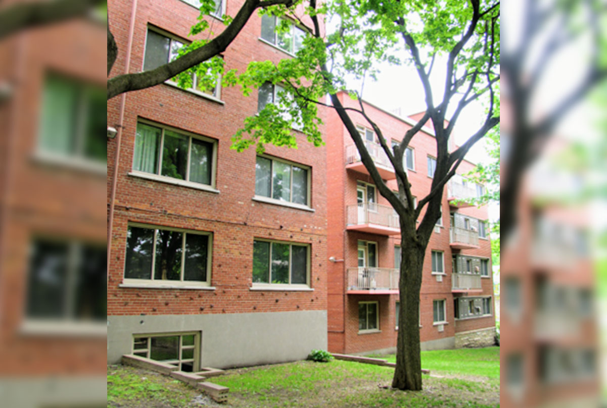 beaverlake-apartment-outside-02