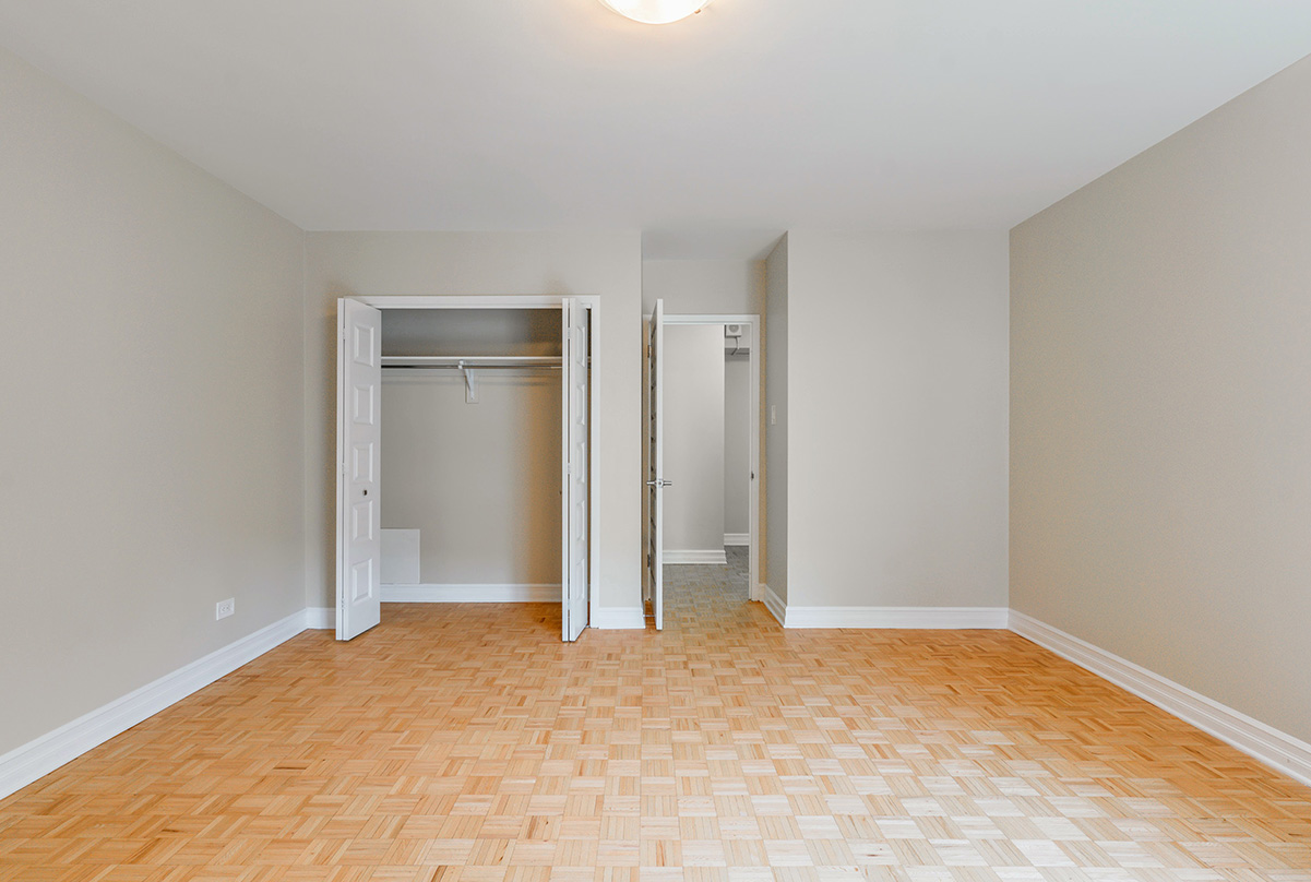 chateauneuf-apartment-bedroom-02