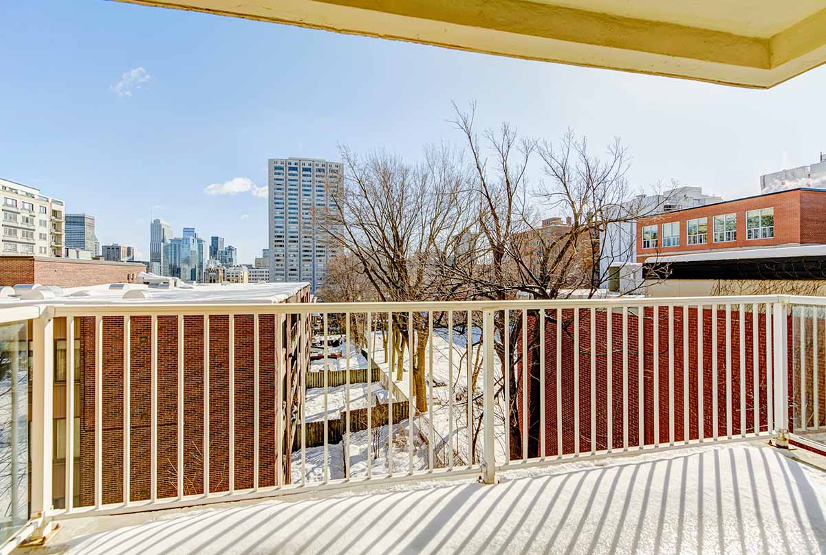 redpath-house-apartment-bedroom-02