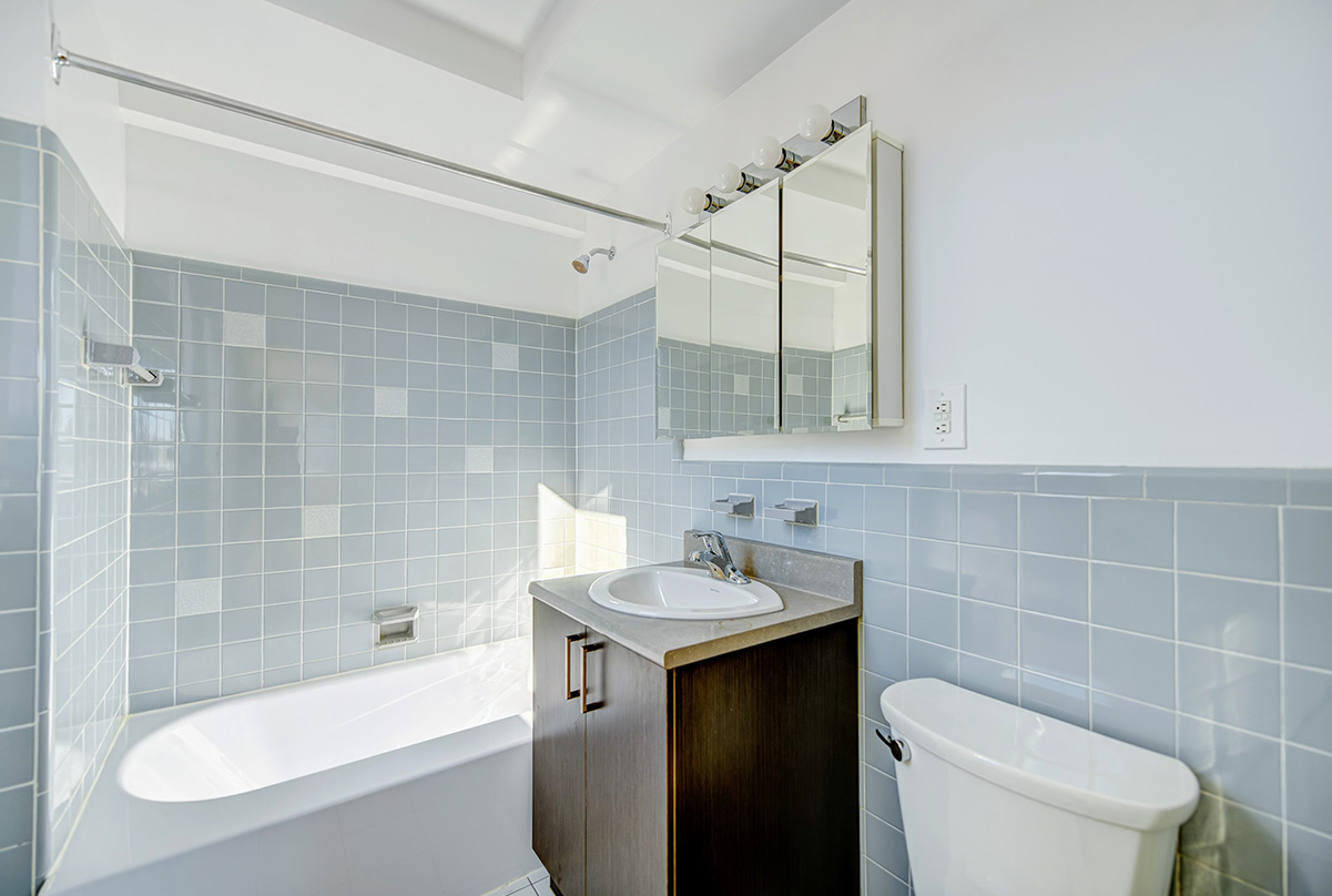 redpath-house-apartment-bedroom-03